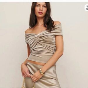 Reformation velvet off the shoulder party top XS